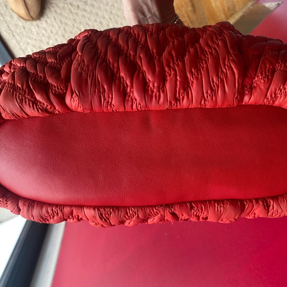 70th Anniversary Coach Festive Red Chevron Nylon Quilted Satchel Vday or Holiday - Picture 8 of 10